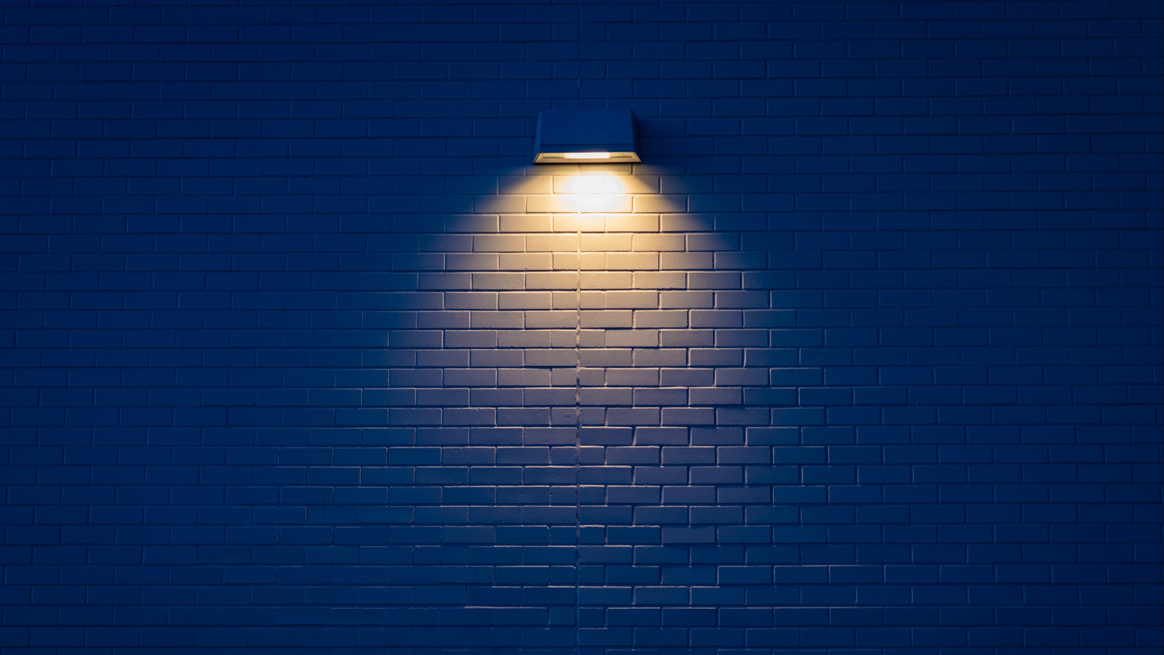 4K Lamp Wall Brick Wallpaper - [3840x2160]