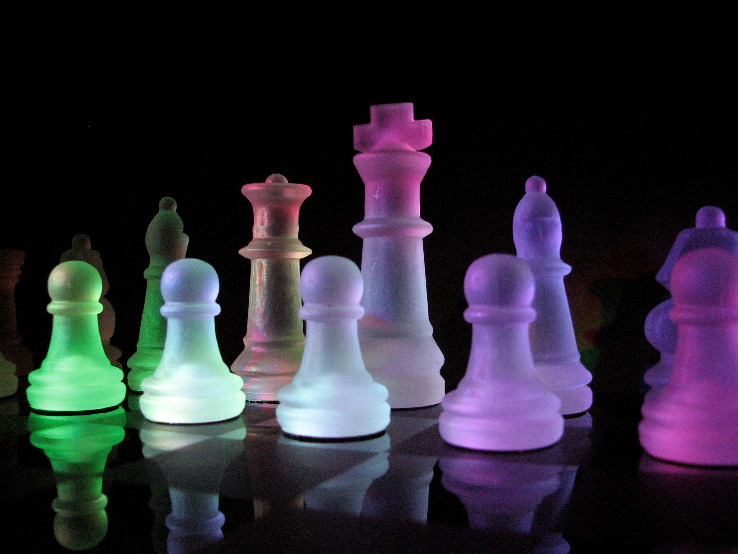 шахматы стеклянные бесплатно