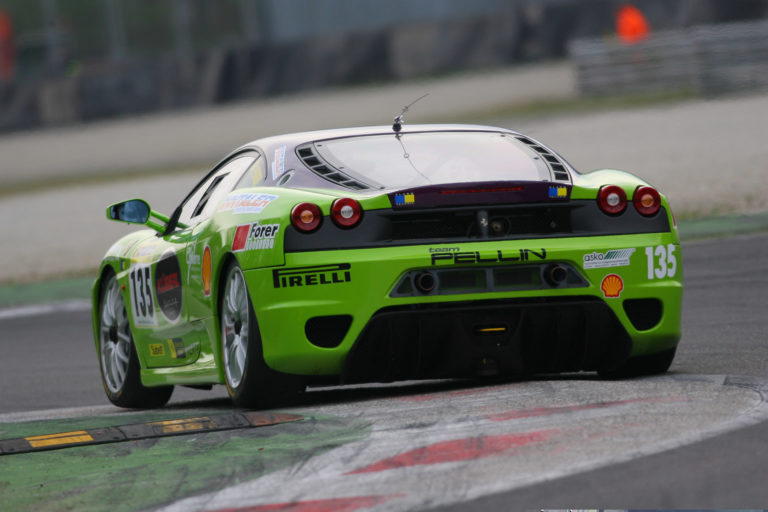 Racing Wallpapers 53 - [2100x1400]