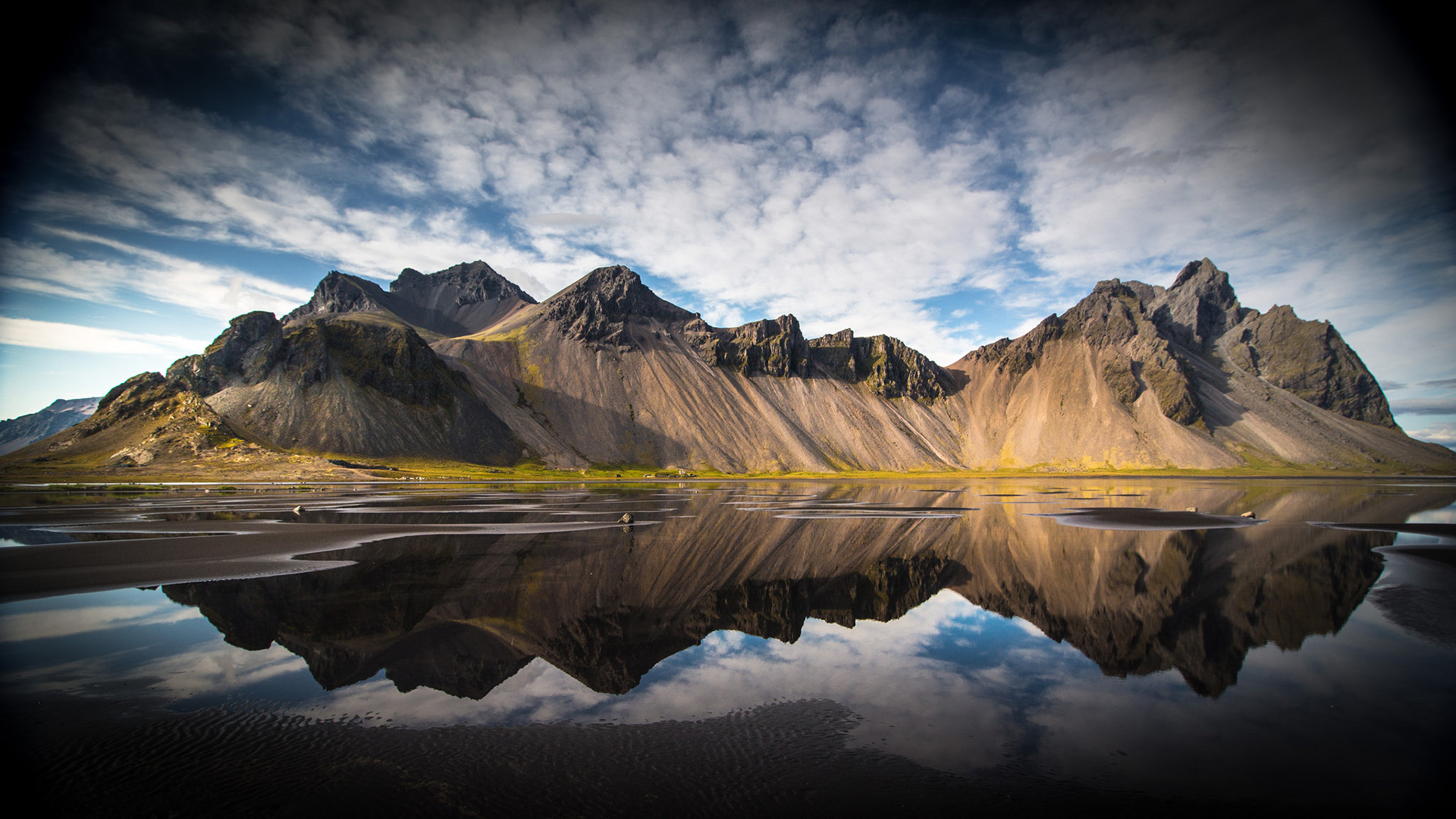 природа горы скалы озеро отражение бесплатно