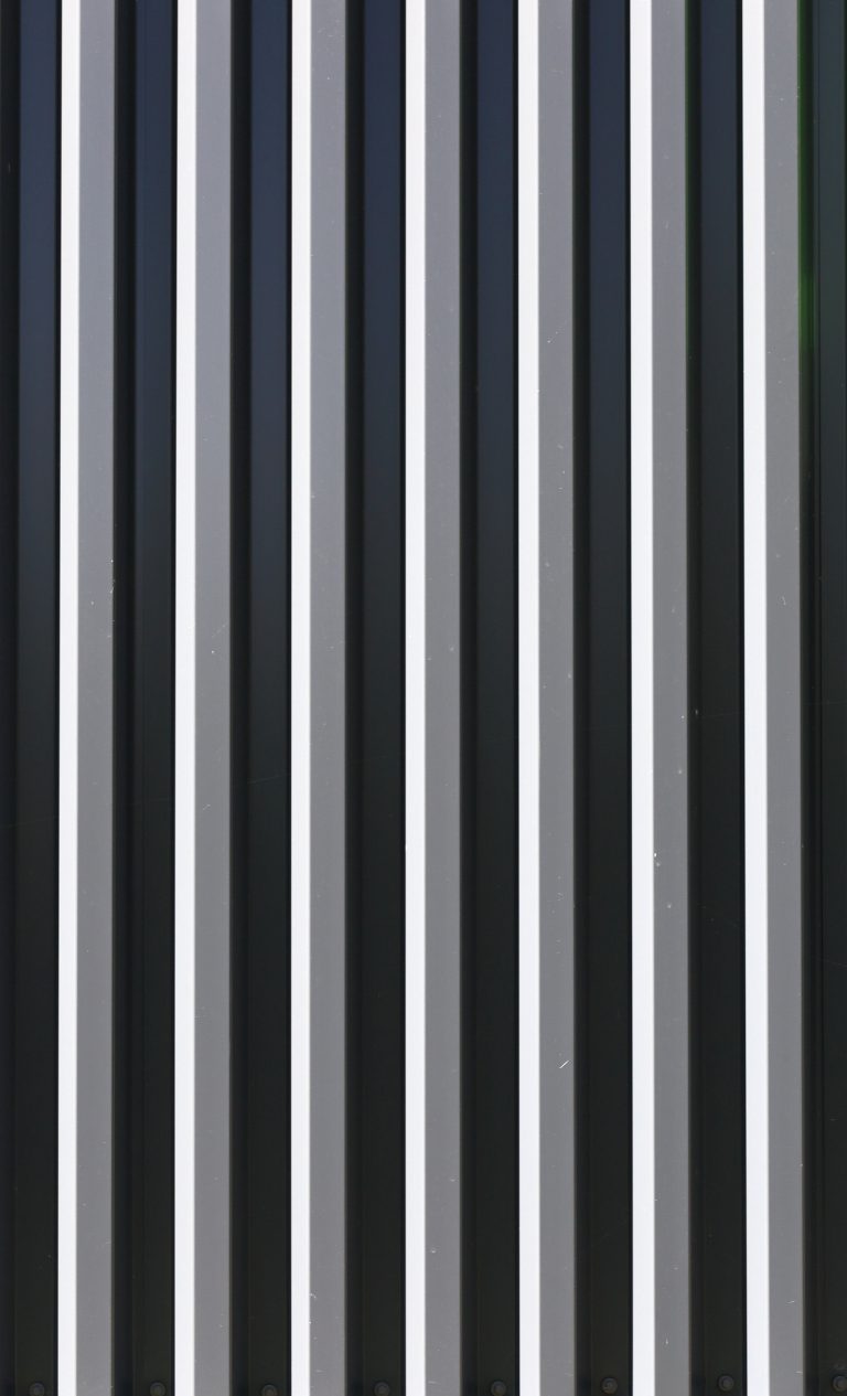 Stripe Wallpaper [3288x5417] - 004