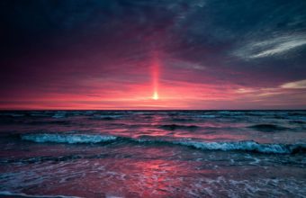 Sunset In Dark Sea 2560 x 1440 340x220