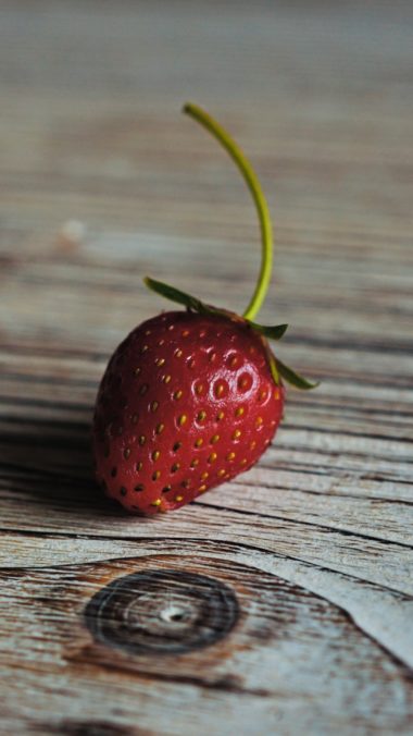 Strawberry Berry Ripe Wooden Table Wallpaper 2160x3840 380x676