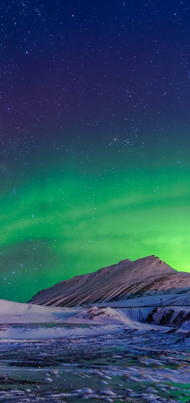 Aurora Borealis Winter Wallpaper 1080x2280 380x802