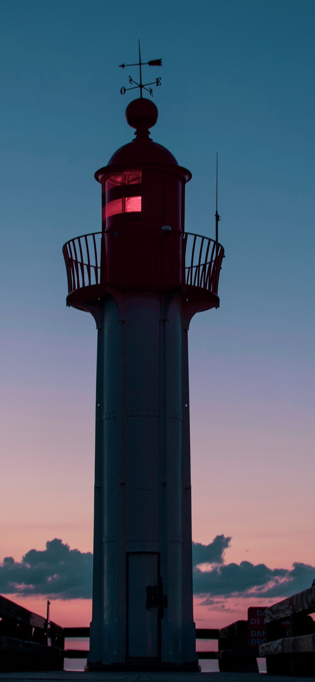 1242x2688 Wallpaper - 008