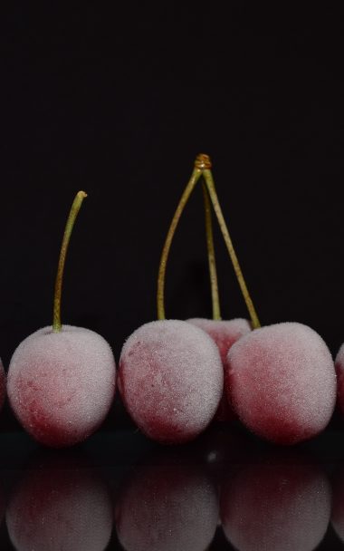 Cherries Berries Frozen Reflection 800x1280 380x608
