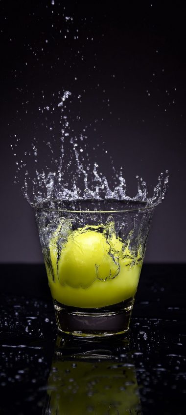 Lemon Glass Water Spray 1080x2400 380x844