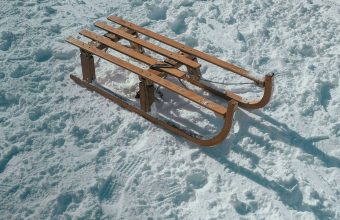 Sled Snow Winter Shadow 1024x600 340x220