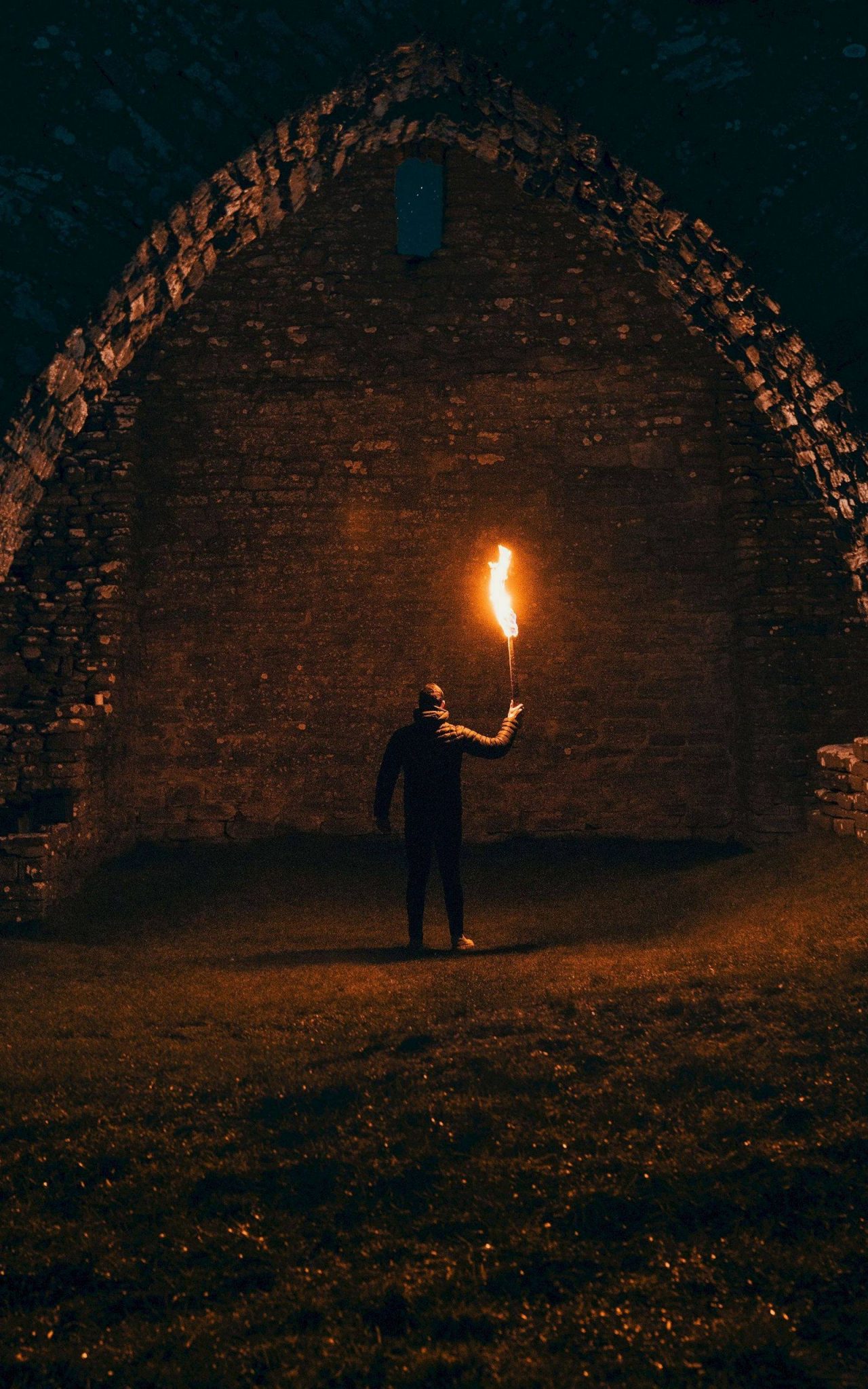 1600x2560 Wallpaper - 079
