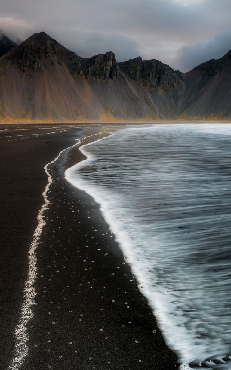 1600x2560 Wallpaper - 157