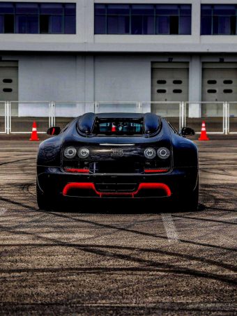 Bugatti Veyron Bugatti Sports Car 1620x2160 1 340x453