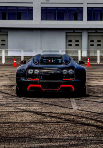 Bugatti Veyron Bugatti Sports Car 1640x2360 1 340x489